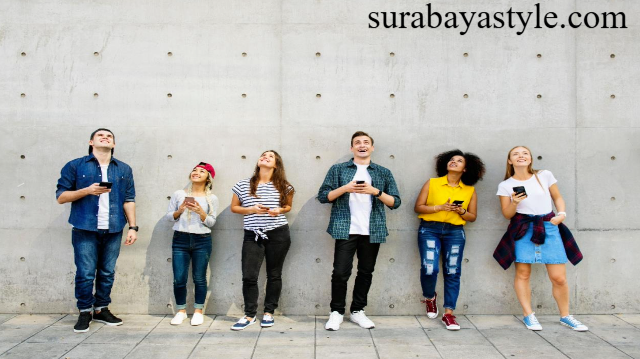 Fashion dan Gaya Hidup: Ekspresi Identitas